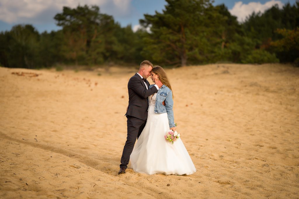 Pustynia Błędowska Sesja ślubna Daria I Mateusz